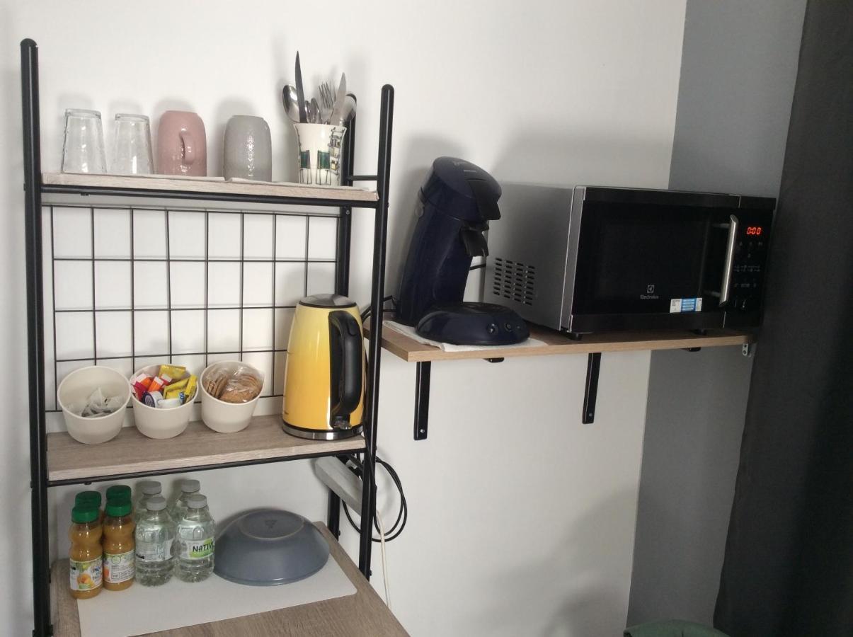 Ogooue Studio Carpentras Bagian luar foto